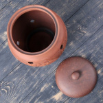 Банка для хранения чеснока 4л керамика с прорезями молочение 121051