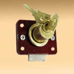 Замок мебельный Тундра прямой ригель, корпус металл